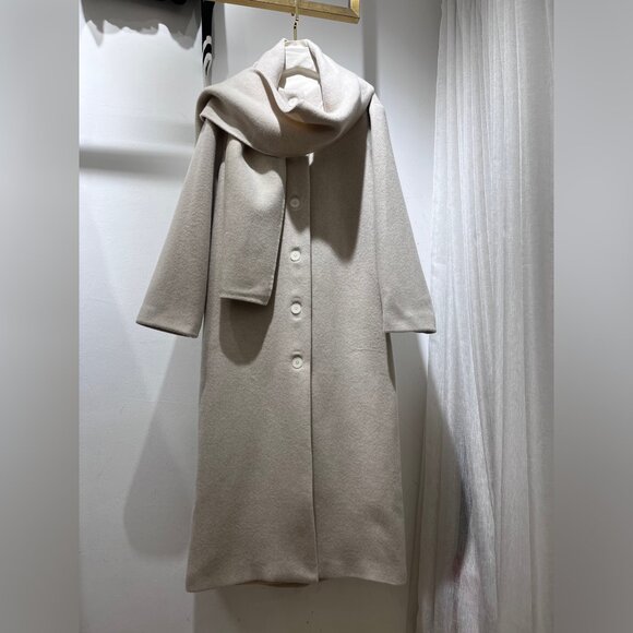 Asher Coat - Picture 6 of 9